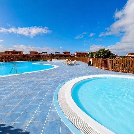 Prázdninový dům Casa Pez Piscina, Terrazas Y Slow Life Junto Al Mar